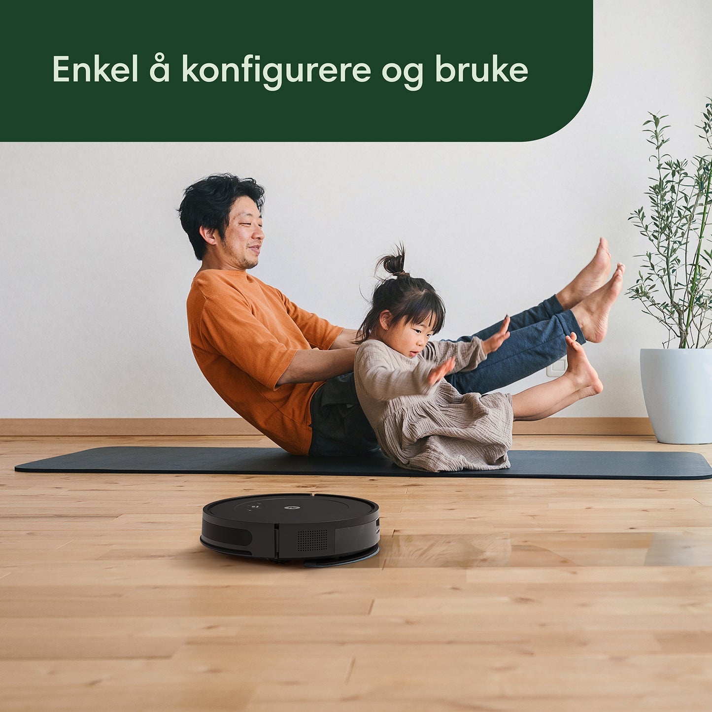 Roomba Combo® Essential robotstøvsuger og -mopp svart (demo)
